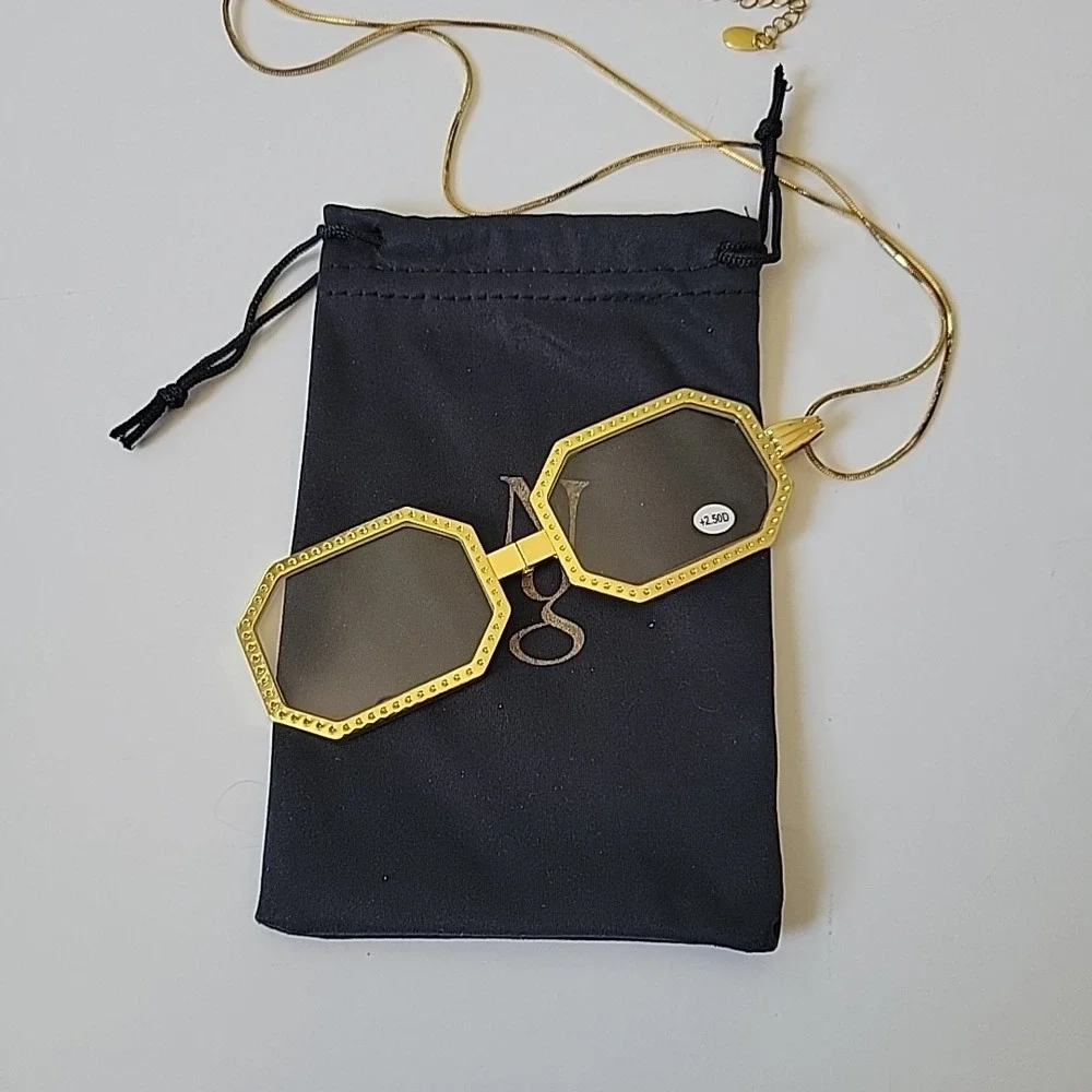 Dianna Folding Neck Glasses +2.50 Gold Tone Frame Compact Minimalist Versatile